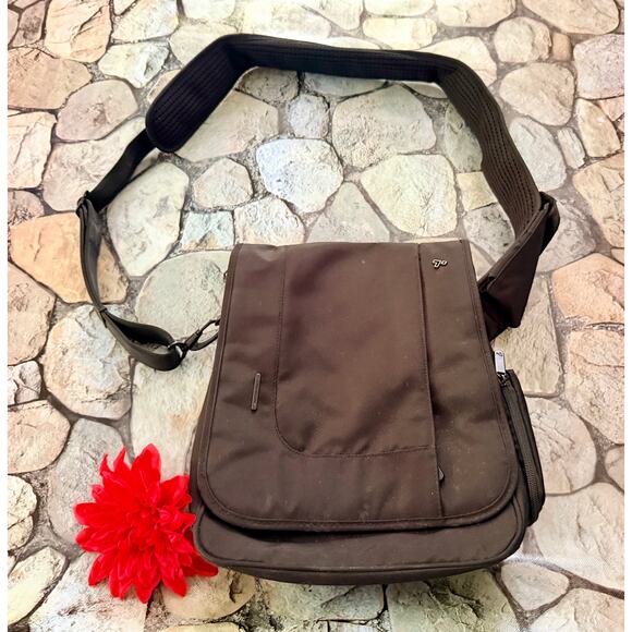 NWOT TRAVELON TRAVEL BAG - Picture 1 of 10